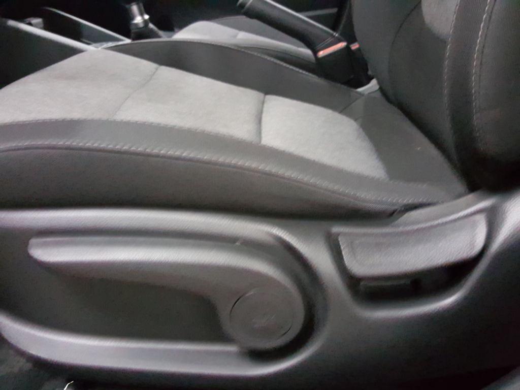 Kia Stonic 1.2 DPi Concept 58 kW (79 CV) - 12