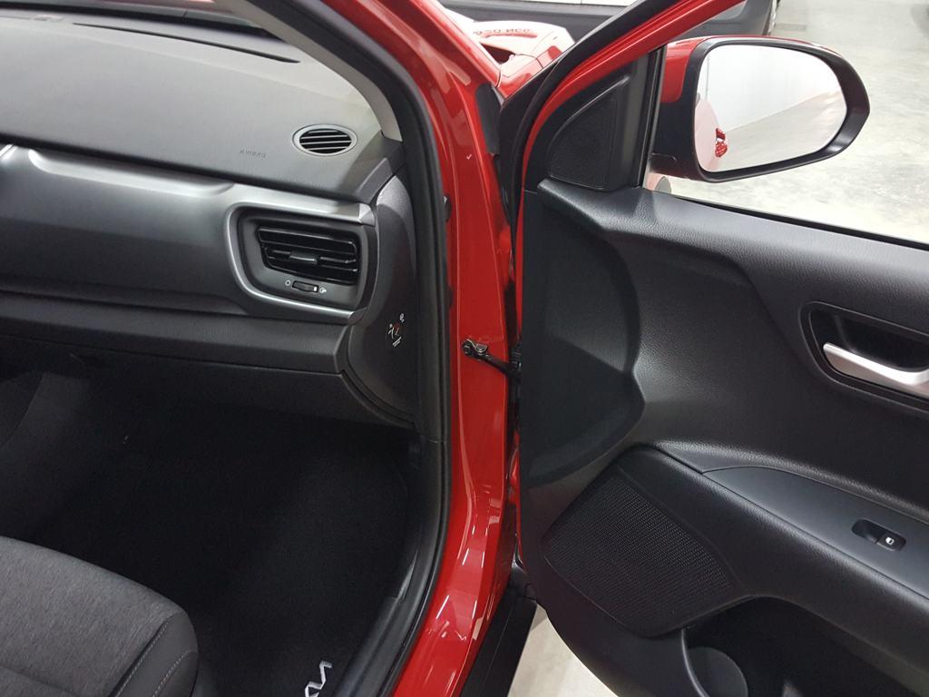 Kia Stonic 1.2 DPi Concept 58 kW (79 CV) - 19