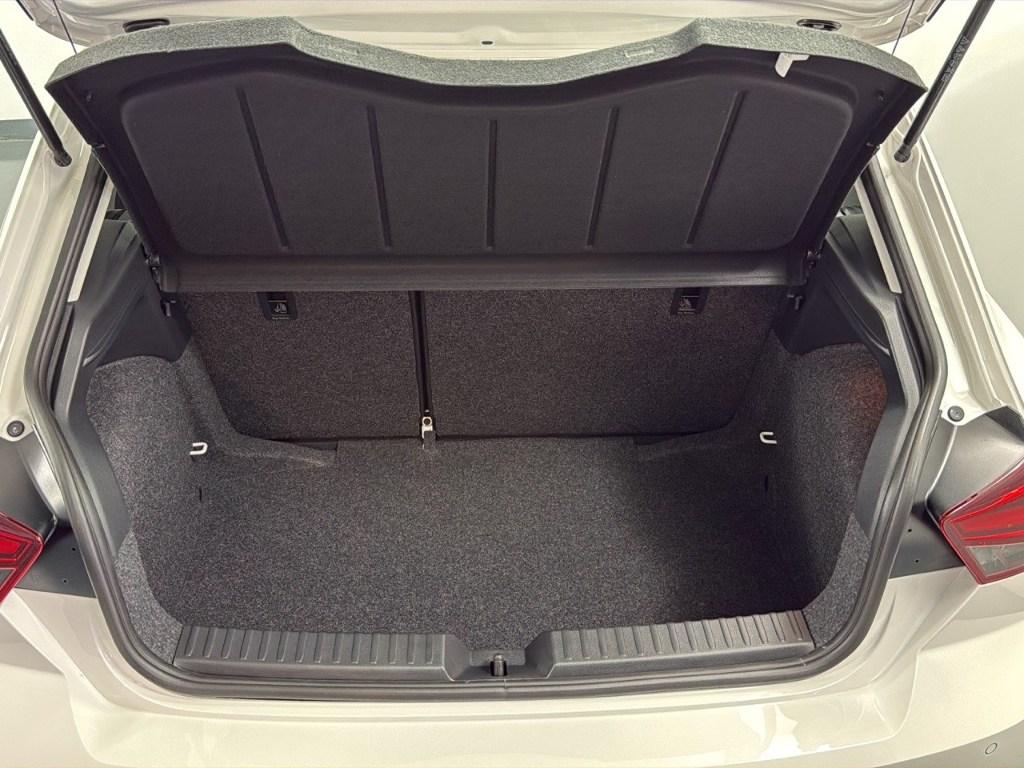 SEAT Ibiza 1.0 TSI S&S Style XM 85 kW (115 CV) - 6