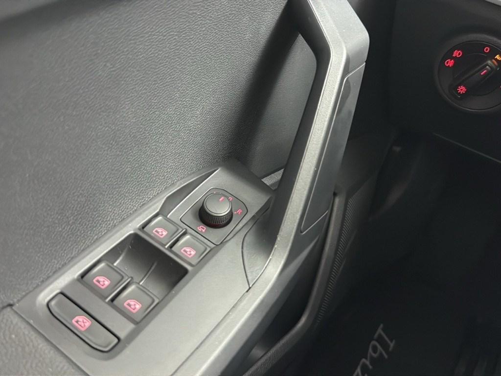 SEAT Ibiza 1.0 TSI S&S Style XM 85 kW (115 CV) - 8