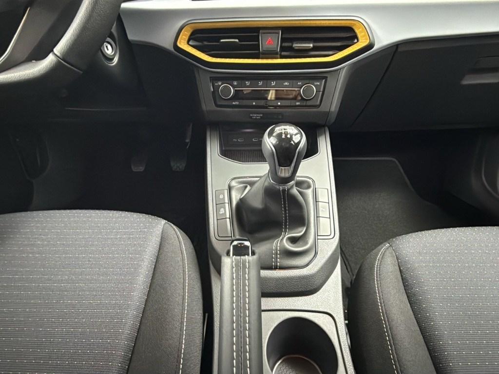 SEAT Ibiza 1.0 TSI S&S Style XM 85 kW (115 CV) - 15