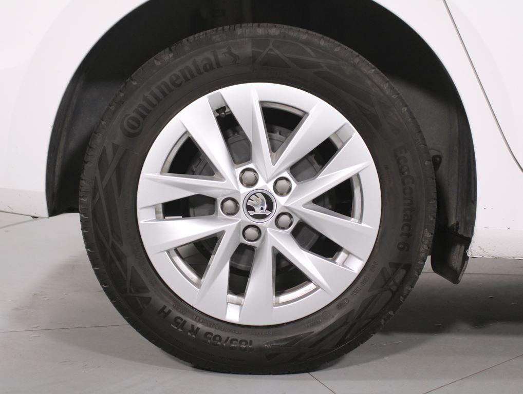 Skoda Fabia 1.0 TSI Ambition 70 kW (95 CV) - 7