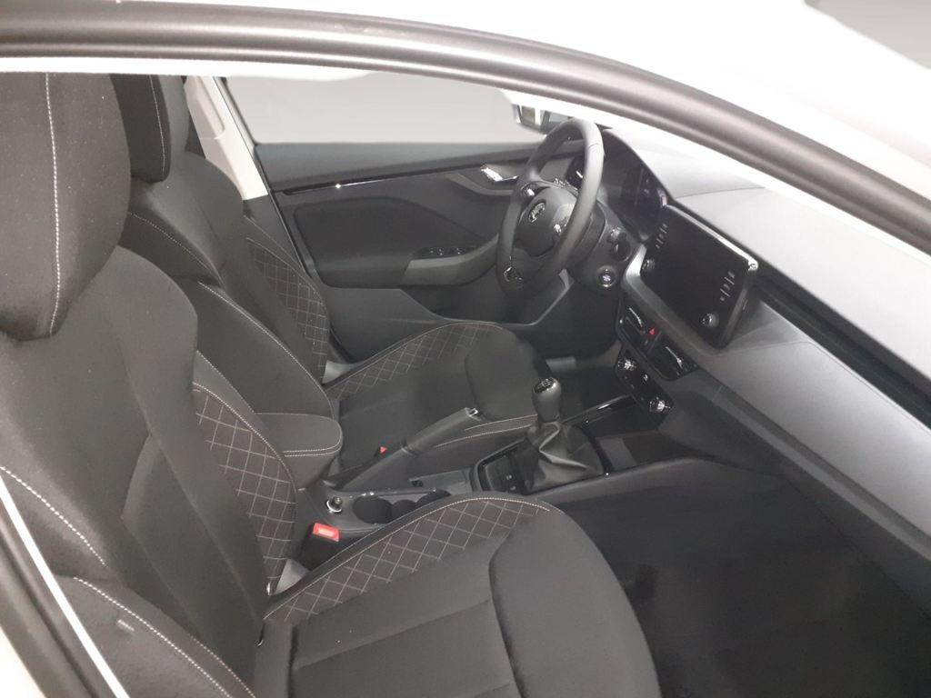 Skoda Scala 1.0 TSI Selection 70 kW (95 CV) - 4