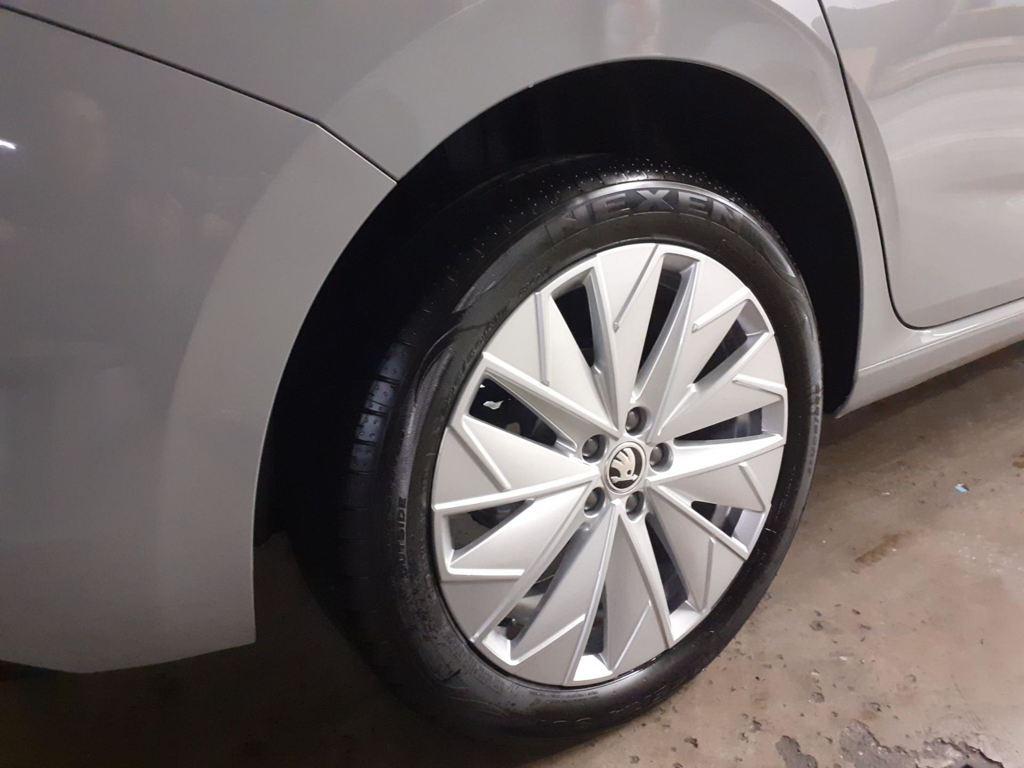 Skoda Scala 1.0 TSI Selection 70 kW (95 CV) - 7