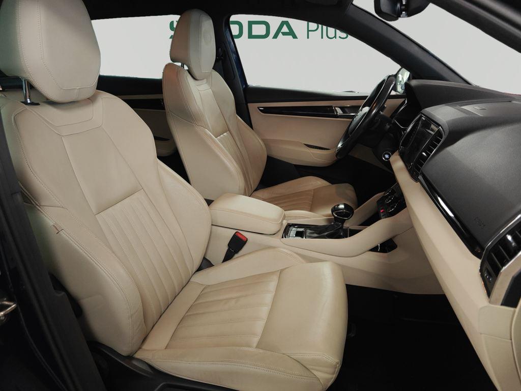 Skoda Karoq 1.5 TSI ACT Style DSG 110 kW (150 CV) - 4