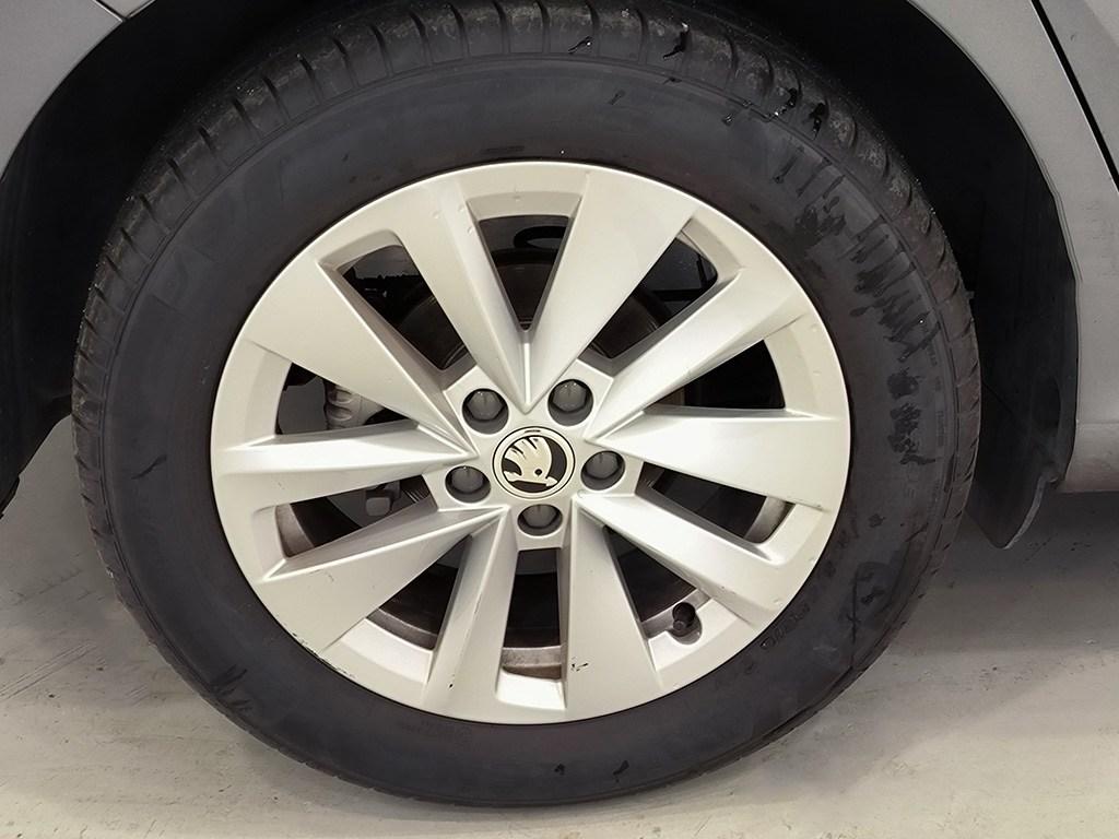 Skoda Scala 1.0 TSI Selection DSG 85 kW (115 CV) - 7