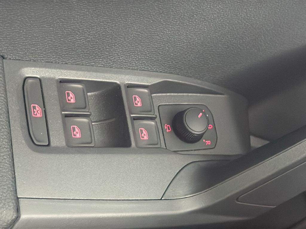 SEAT Arona 1.0 TSI Style Special Edition 85 kW (115 CV) - 8