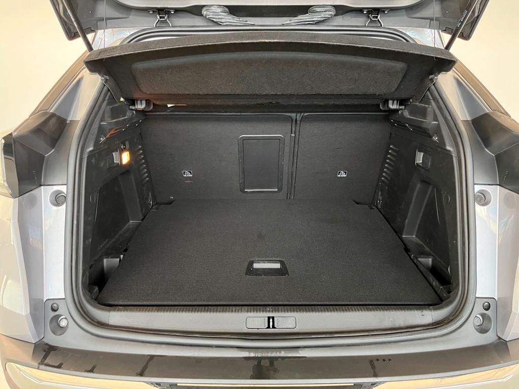 Peugeot 3008 BlueHDi 130 S&S Allure Pack EAT8 96 kW (130 CV) - 6