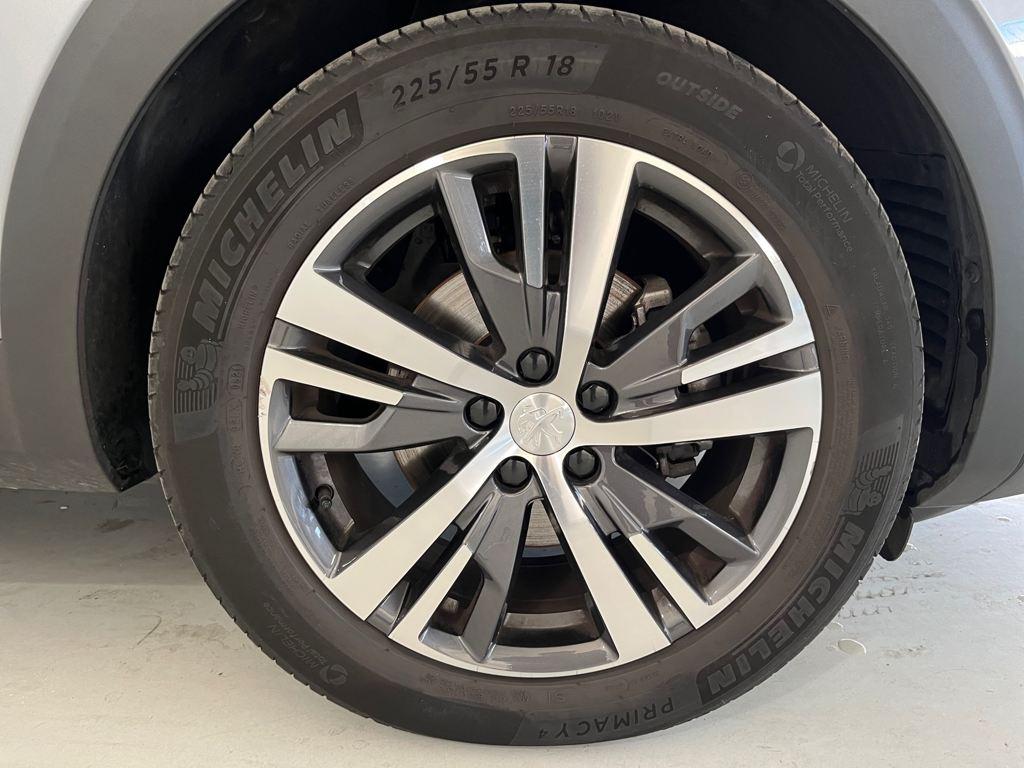 Peugeot 3008 BlueHDi 130 S&S Allure Pack EAT8 96 kW (130 CV) - 7