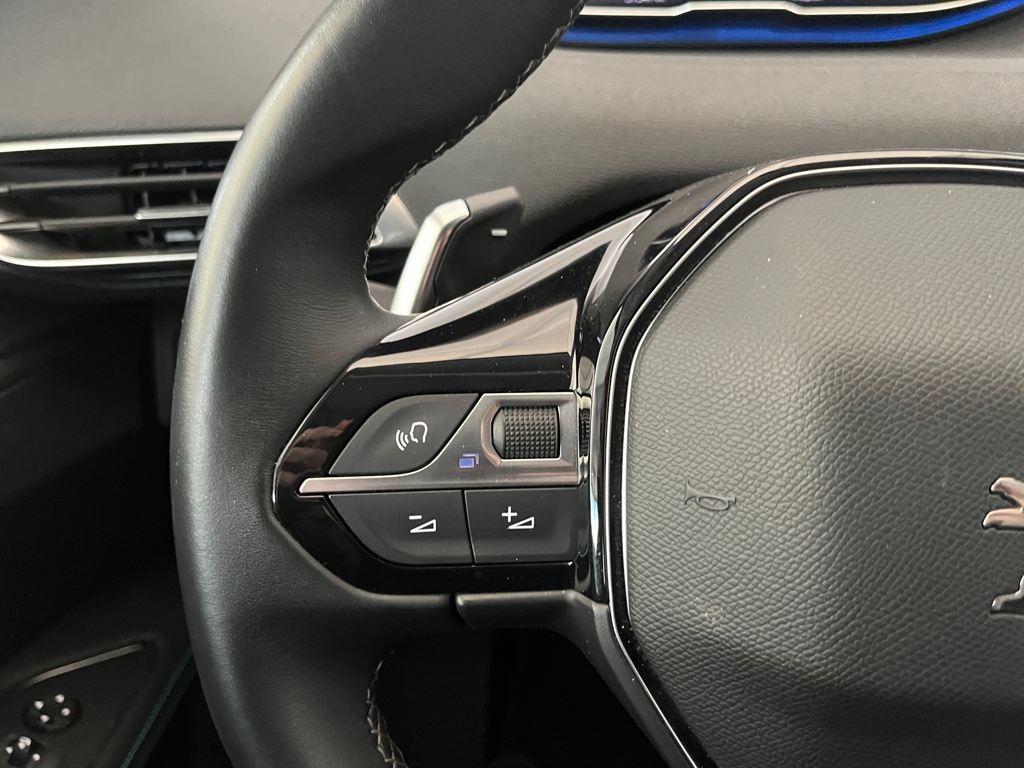 Peugeot 3008 BlueHDi 130 S&S Allure Pack EAT8 96 kW (130 CV) - 8