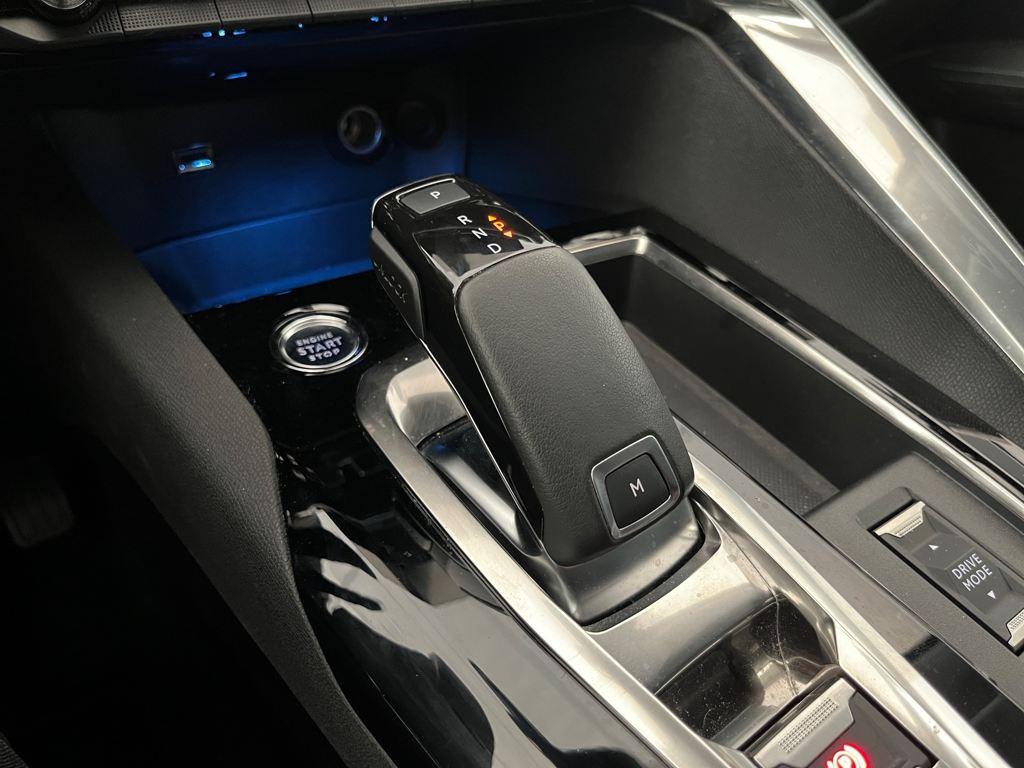 Peugeot 3008 BlueHDi 130 S&S Allure Pack EAT8 96 kW (130 CV) - 15