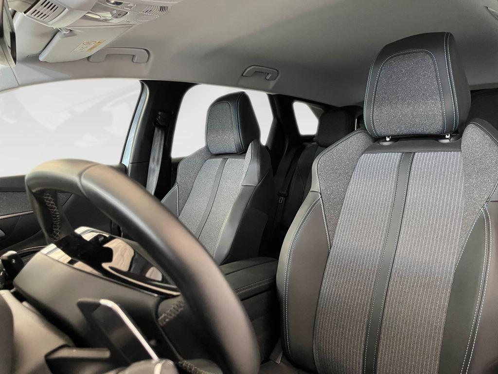 Peugeot 3008 BlueHDi 130 S&S Allure Pack EAT8 96 kW (130 CV) - 19