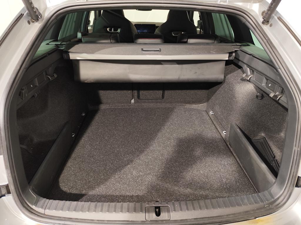 Skoda Octavia Combi 2.0 TSI RS DSG 195 kW (265 CV) - 6