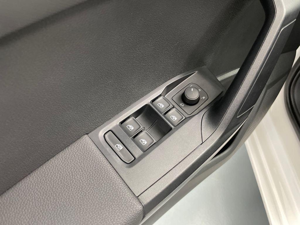 SEAT Ibiza 1.0 MPI Reference Salta 59 kW (80 CV) - 10