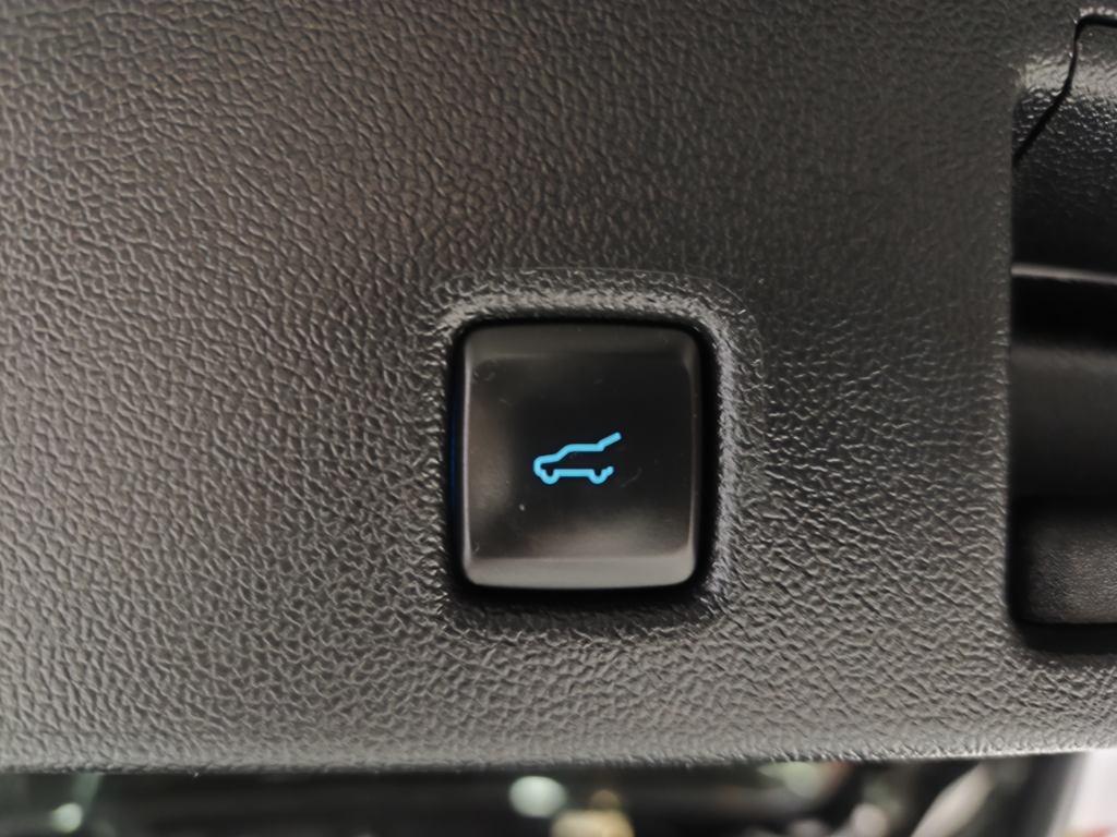 Ford Kuga 2.5 Duratec FHEV ST-Line X 4x4 Auto 140 kW (190 CV) - 9