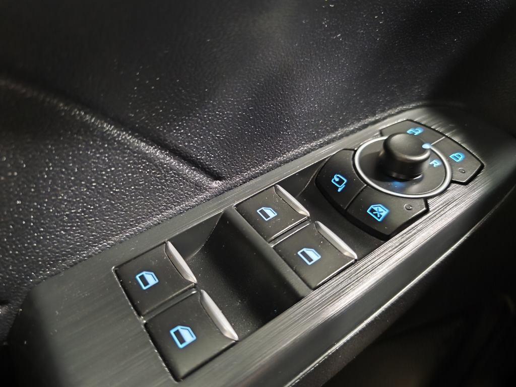 Ford Kuga 2.5 Duratec FHEV ST-Line X 4x4 Auto 140 kW (190 CV) - 15