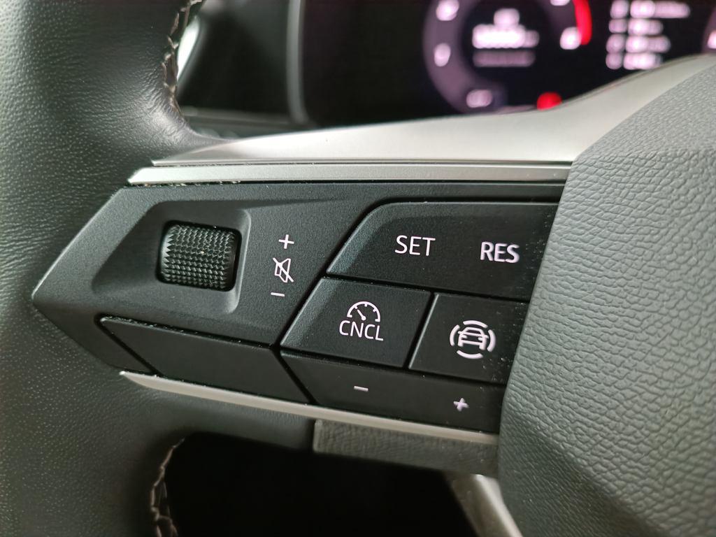 SEAT León ST 2.0 TDI Style XS 85 kW (116 CV) - 8