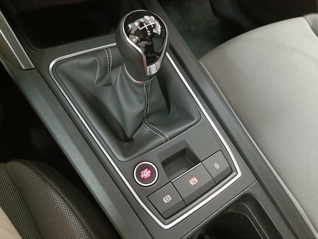 SEAT León ST 2.0 TDI Style XS 85 kW (116 CV) - 14