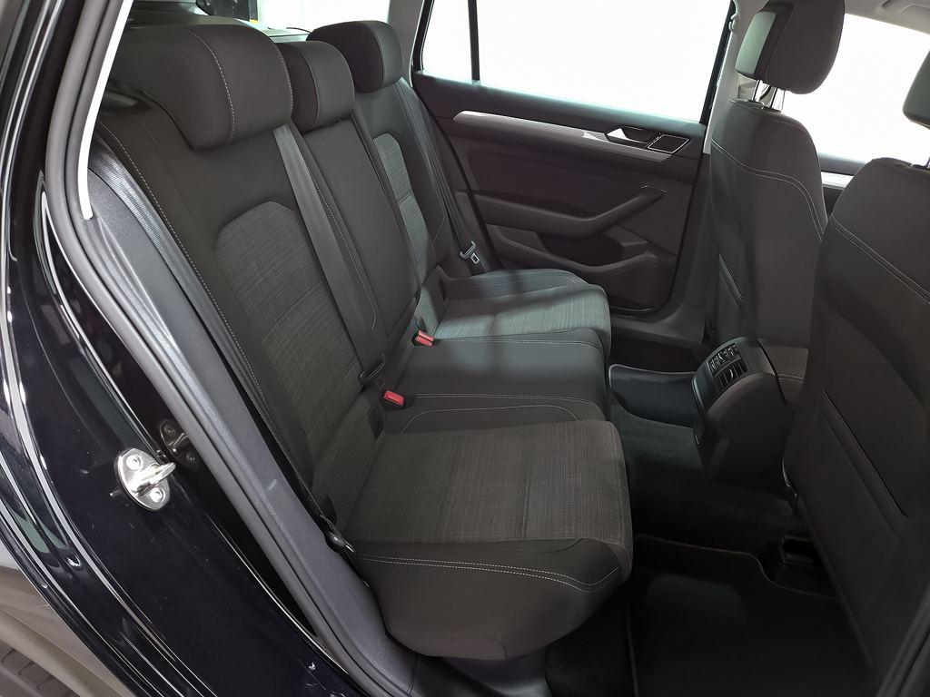 Volkswagen Passat Variant Executive 2.0 TDI 110 kW (150 CV) DSG - 5