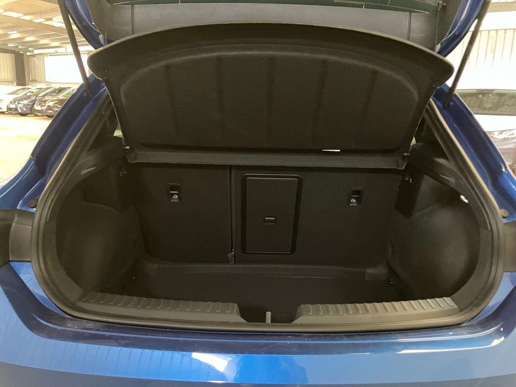 SEAT León 1.5 eTSI FR XS DSG 85 kW (116 CV) - 6