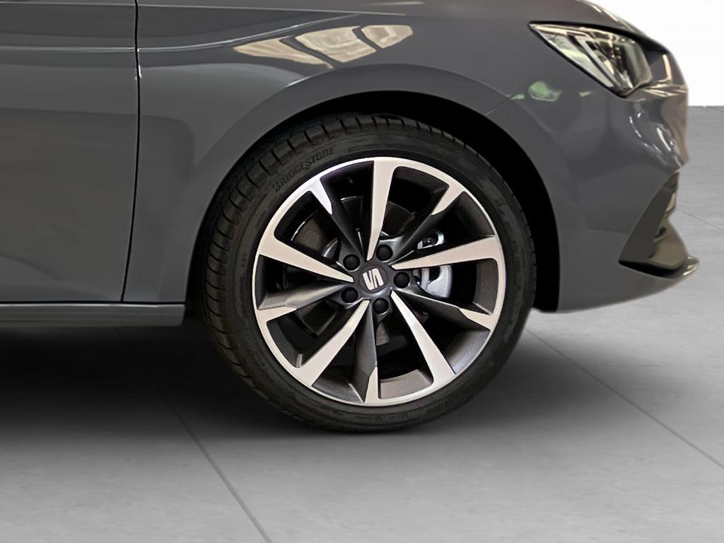 SEAT León 1.5 TSI e-Hybrid FR XM DSG 150 kW (204 CV) - 7