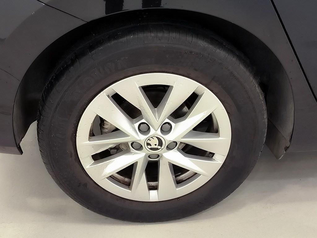 Skoda Fabia 1.0 TSI Selection 70 kW (95 CV) - 7