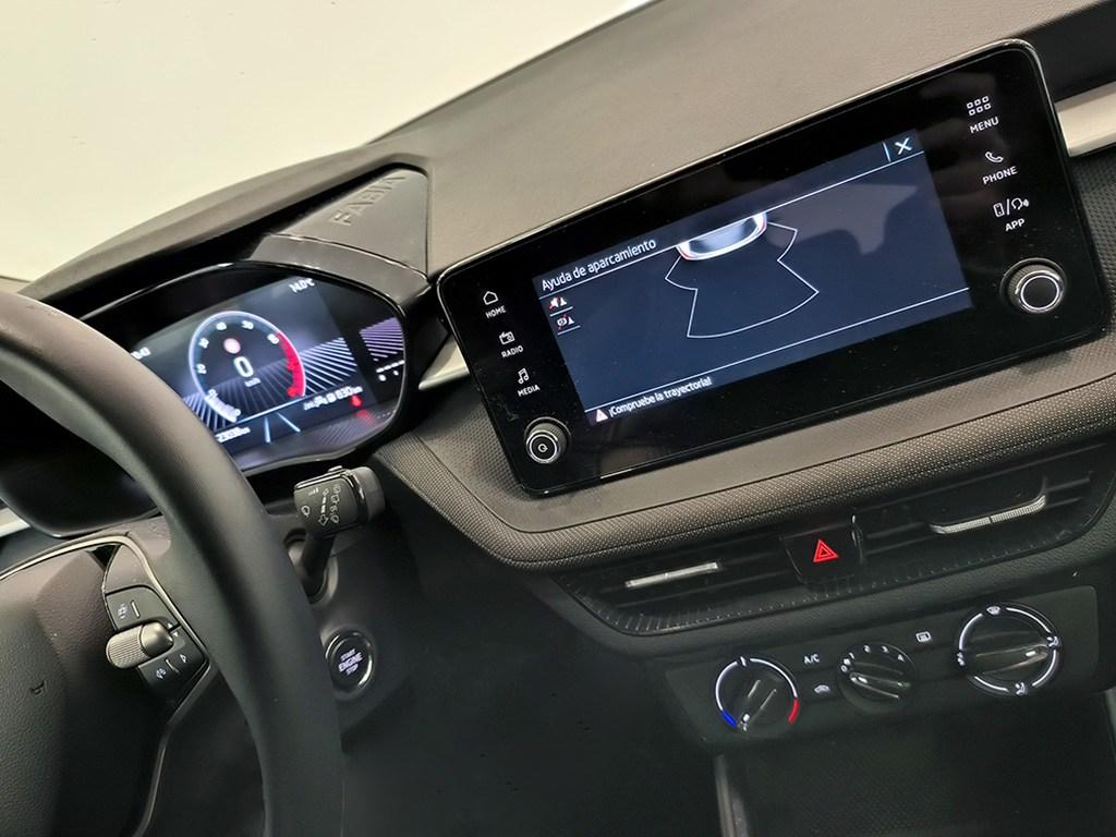 Skoda Fabia 1.0 TSI Selection 70 kW (95 CV) - 13