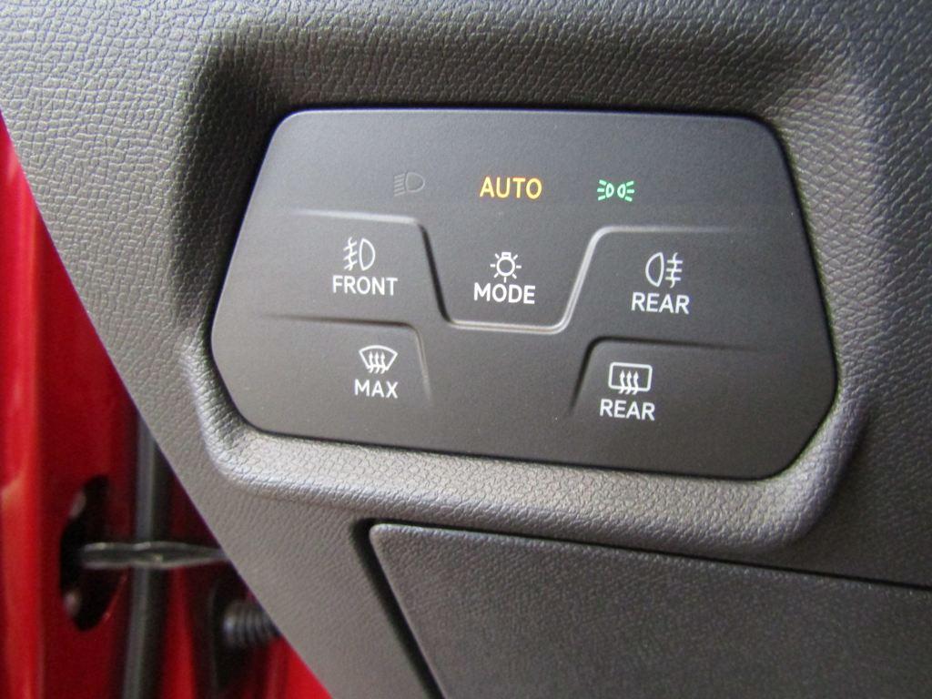 SEAT León 1.5 eTSI S&S FR Special Edition DSG 110 kW (150 CV) - 18