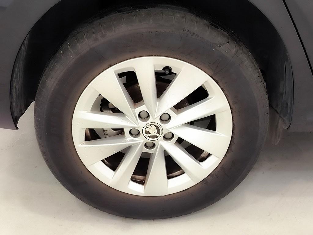 Skoda Kamiq 1.0 TSI Selection 85 kW (115 CV) - 7