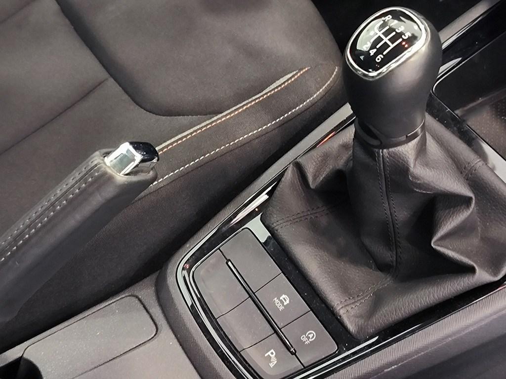 Skoda Kamiq 1.0 TSI Selection 85 kW (115 CV) - 18