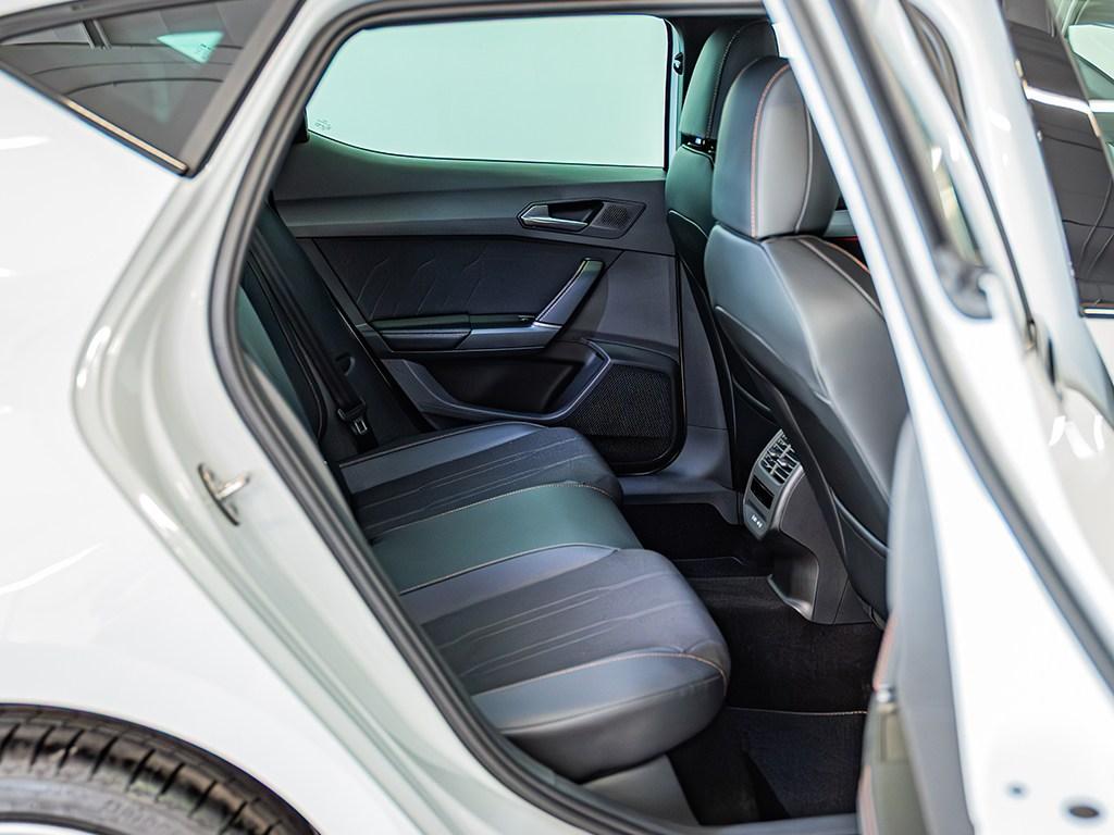 CUPRA León 1.5 eTSI DSG 110 kW (150 CV) - 5