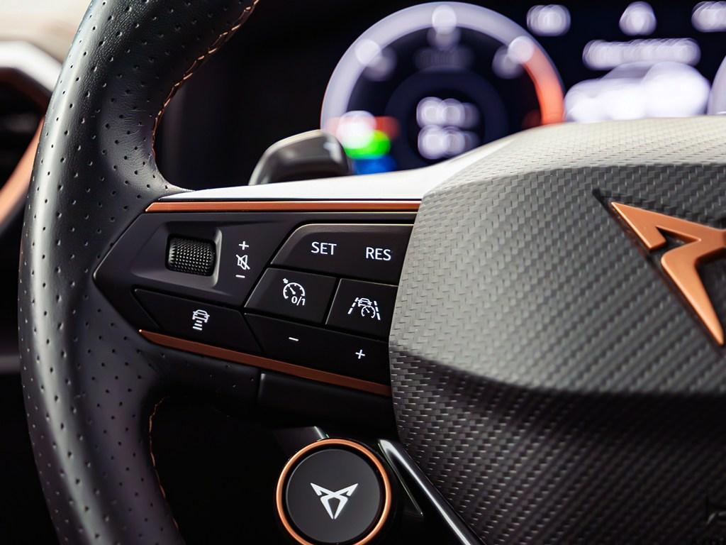 CUPRA Formentor 1.4 e-Hybrid VZ DSG 180 kW (245 CV) - 11