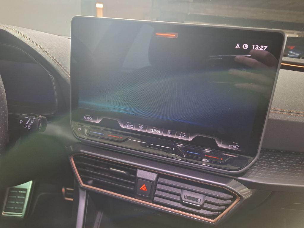 CUPRA Leon Sportstourer 1.5 eTSI DSG 110 kW (150 CV) - 10