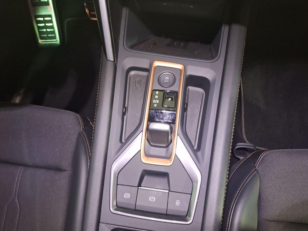 CUPRA Leon Sportstourer 1.5 eTSI DSG 110 kW (150 CV) - 11