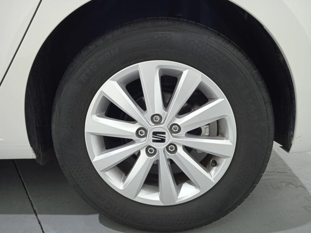 SEAT Ibiza 1.0 MPI S&S Style XM 59 kW (80 CV) - 7