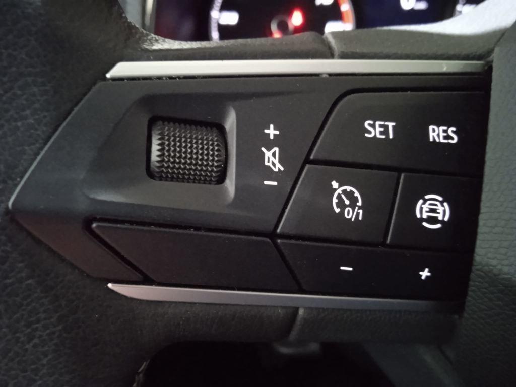 SEAT Ibiza 1.0 MPI S&S Style XM 59 kW (80 CV) - 9