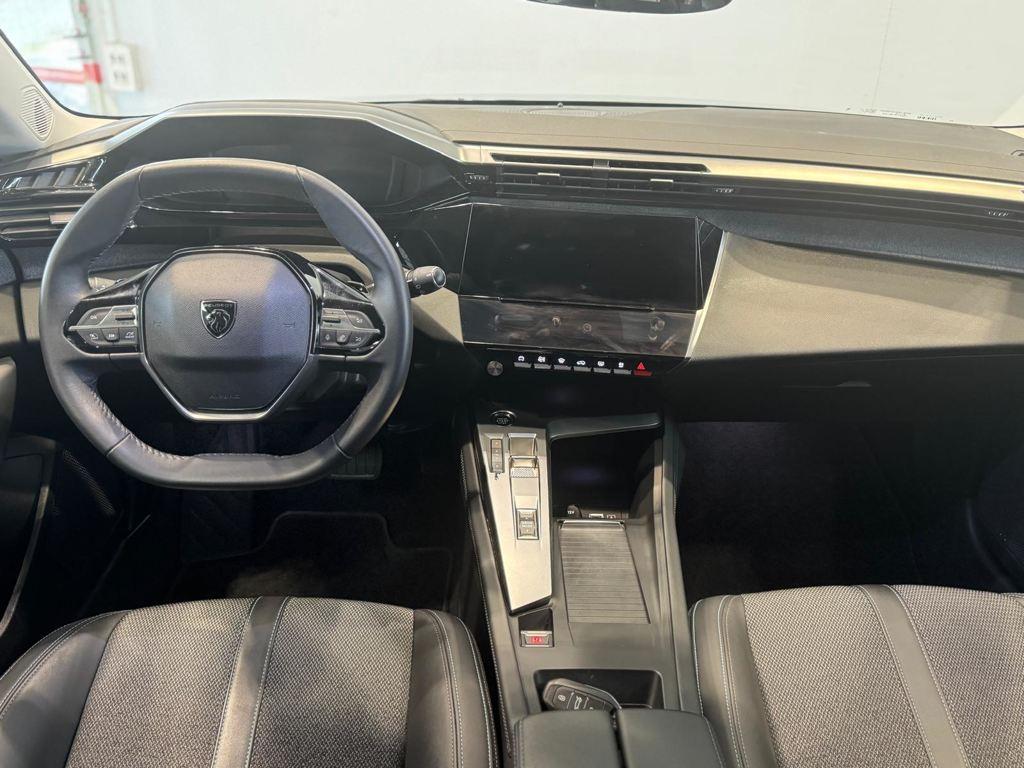 Peugeot 308 SW Allure Hybrid 180 eEAT8 132 kW (180 CV) - 3