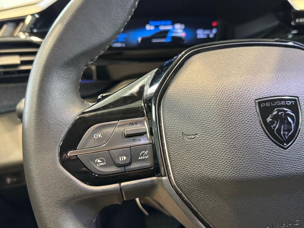 Peugeot 308 SW Allure Hybrid 180 eEAT8 132 kW (180 CV) - 8