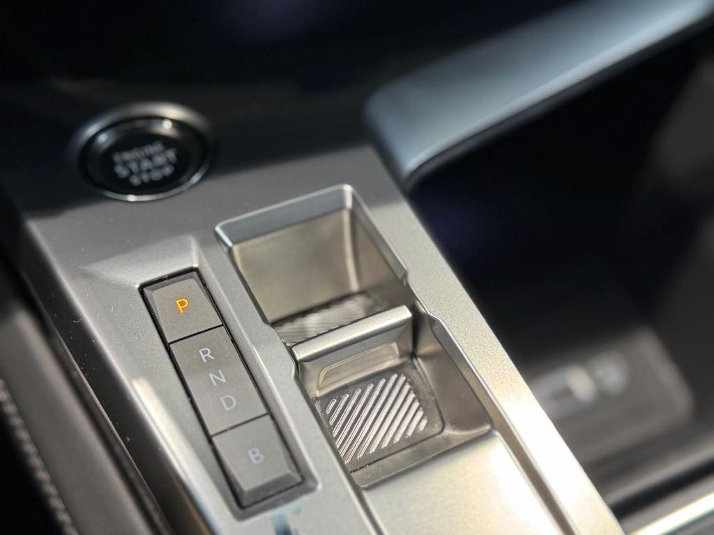 Peugeot 308 SW Allure Hybrid 180 eEAT8 132 kW (180 CV) - 12