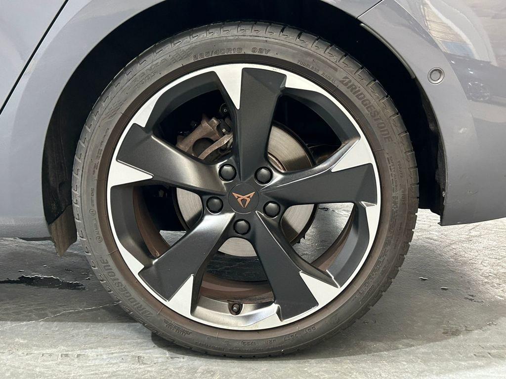 CUPRA Leon Sportstourer 1.5 eTSI DSG 110 kW (150 CV) - 7