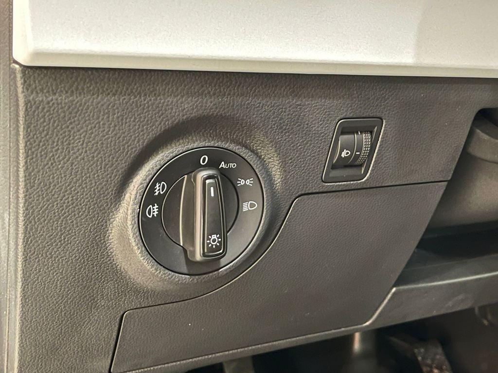 SEAT Arona 1.0 TSI Style XL 81 kW (110 CV) - 9