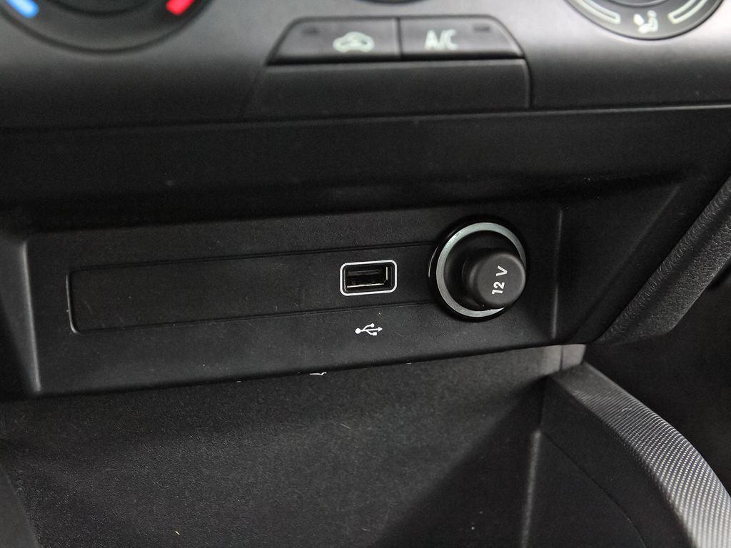 Skoda Fabia 1.0 TSI Ambition Plus 70 kW (95 CV) - 16