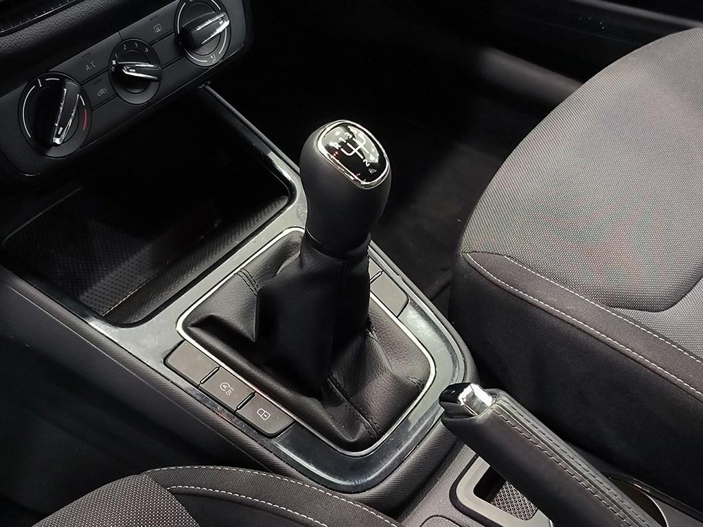 Skoda Fabia 1.0 TSI Selection 70 kW (95 CV) - 10