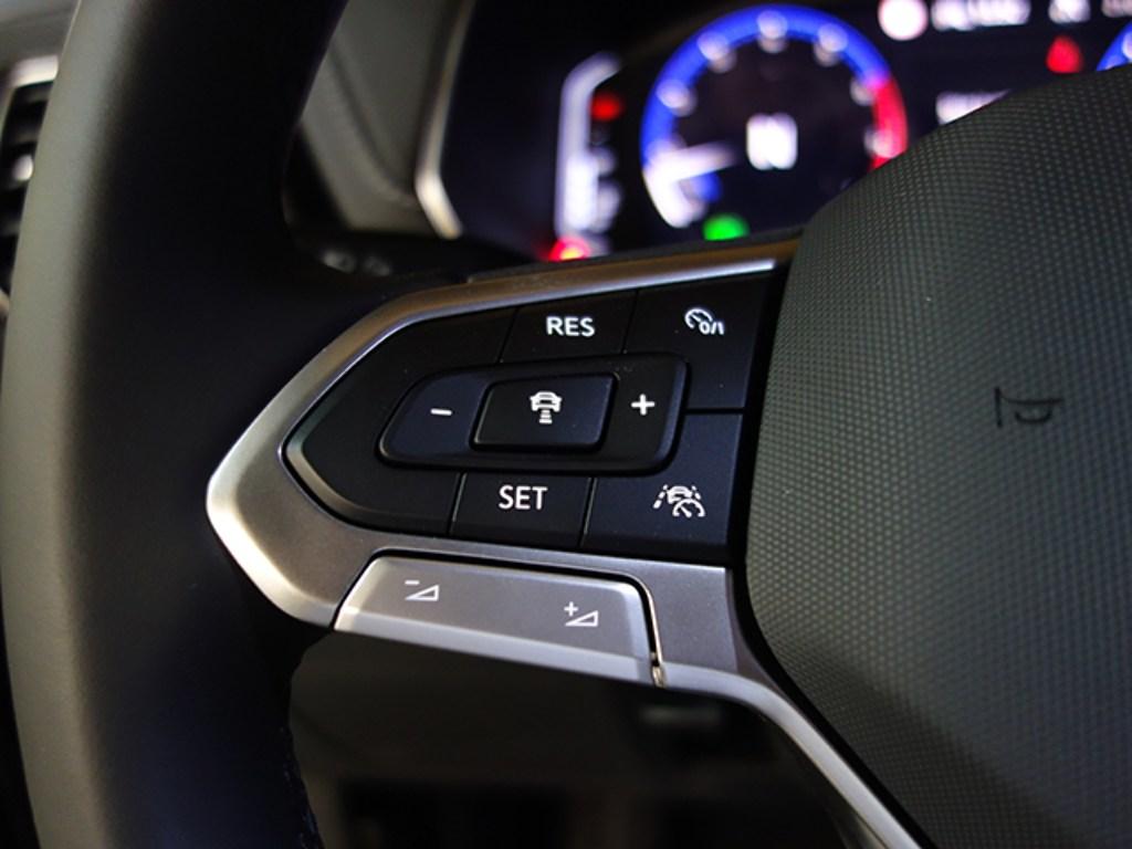 Volkswagen T-Cross R-Line 1.5 TSI 110 kW (150 CV) DSG - 14