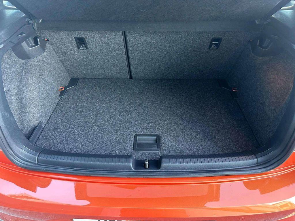 Volkswagen Polo R-Line 1.0 TSI 85 kW (115 CV) DSG - 6