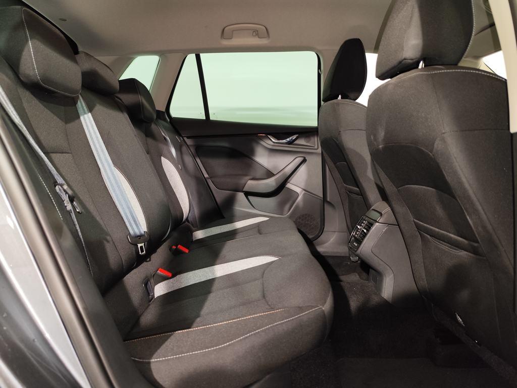 Skoda Kamiq 1.0 TSI Selection 85 kW (115 CV) - 5