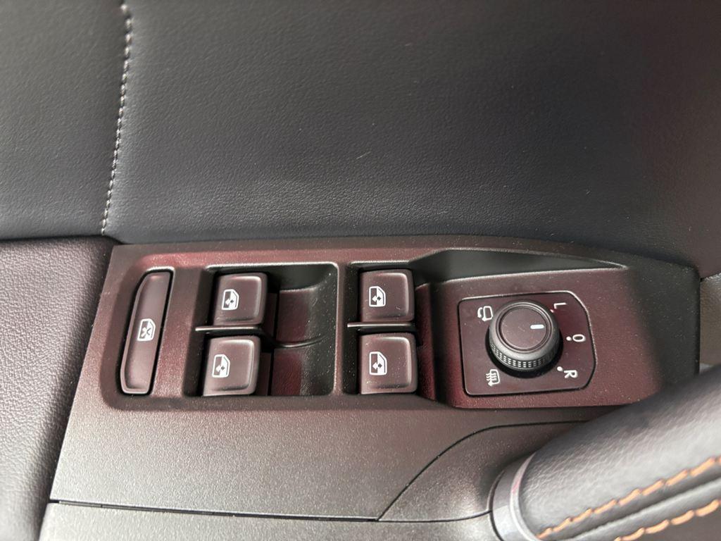 CUPRA León 1.5 eTSI DSG 110 kW (150 CV) - 11