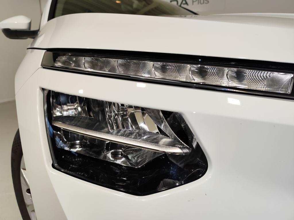 Skoda Kamiq 1.0 TSI Selection 85 kW (115 CV) - 14