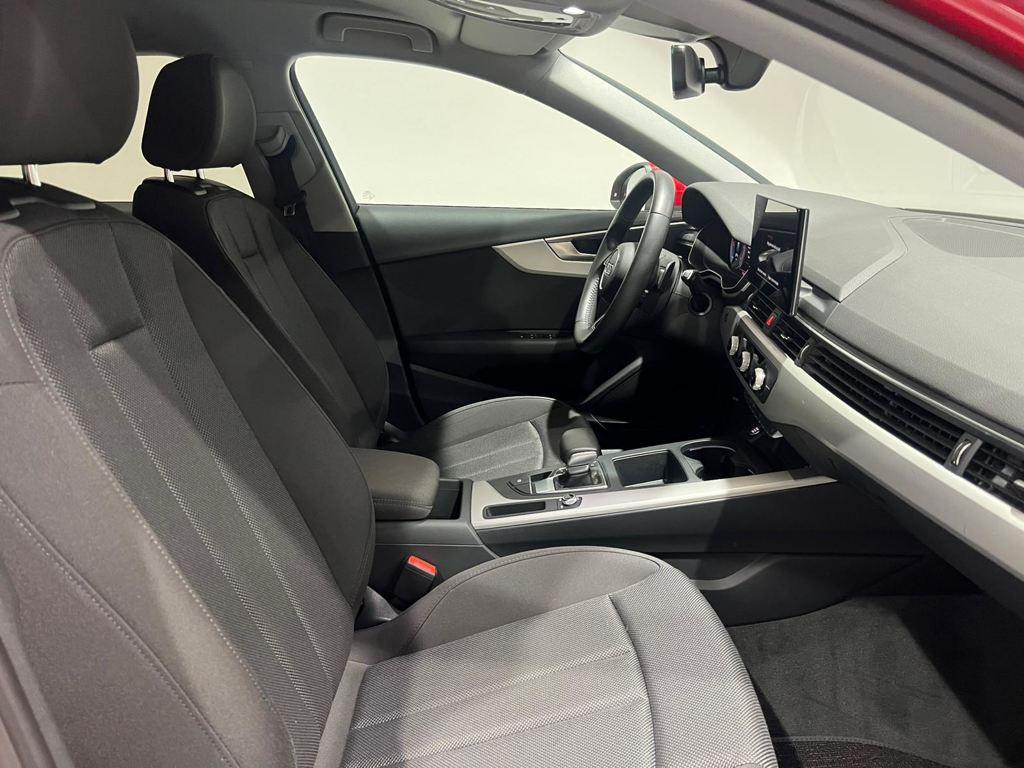 Audi A4 Avant Advanced 30 TDI 100 kW (136 CV) S tronic - 4