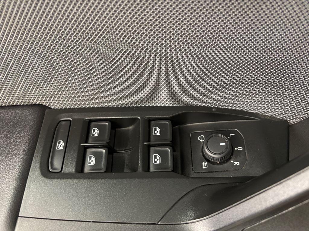 SEAT León 2.0 TDI S&S Style XS 85 kW (115 CV) - 11